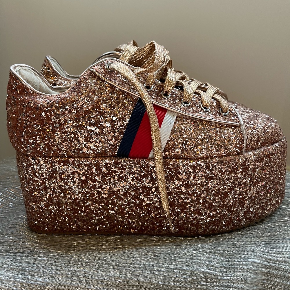 Cape Robbin Platform Tennis Shoes